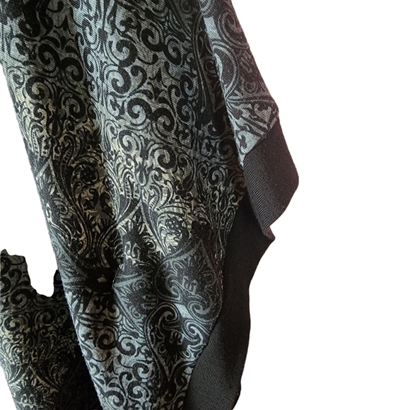 Baroque plus sized short Kaftan size.22/24 - Picture 6 of 6